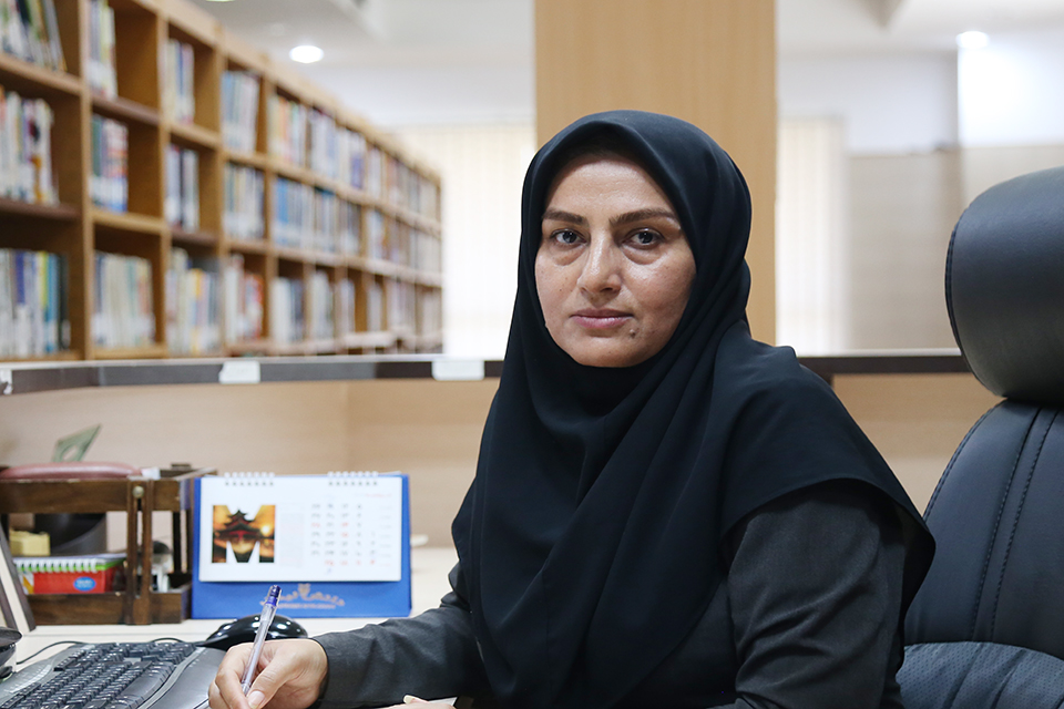 زهره دهقانی