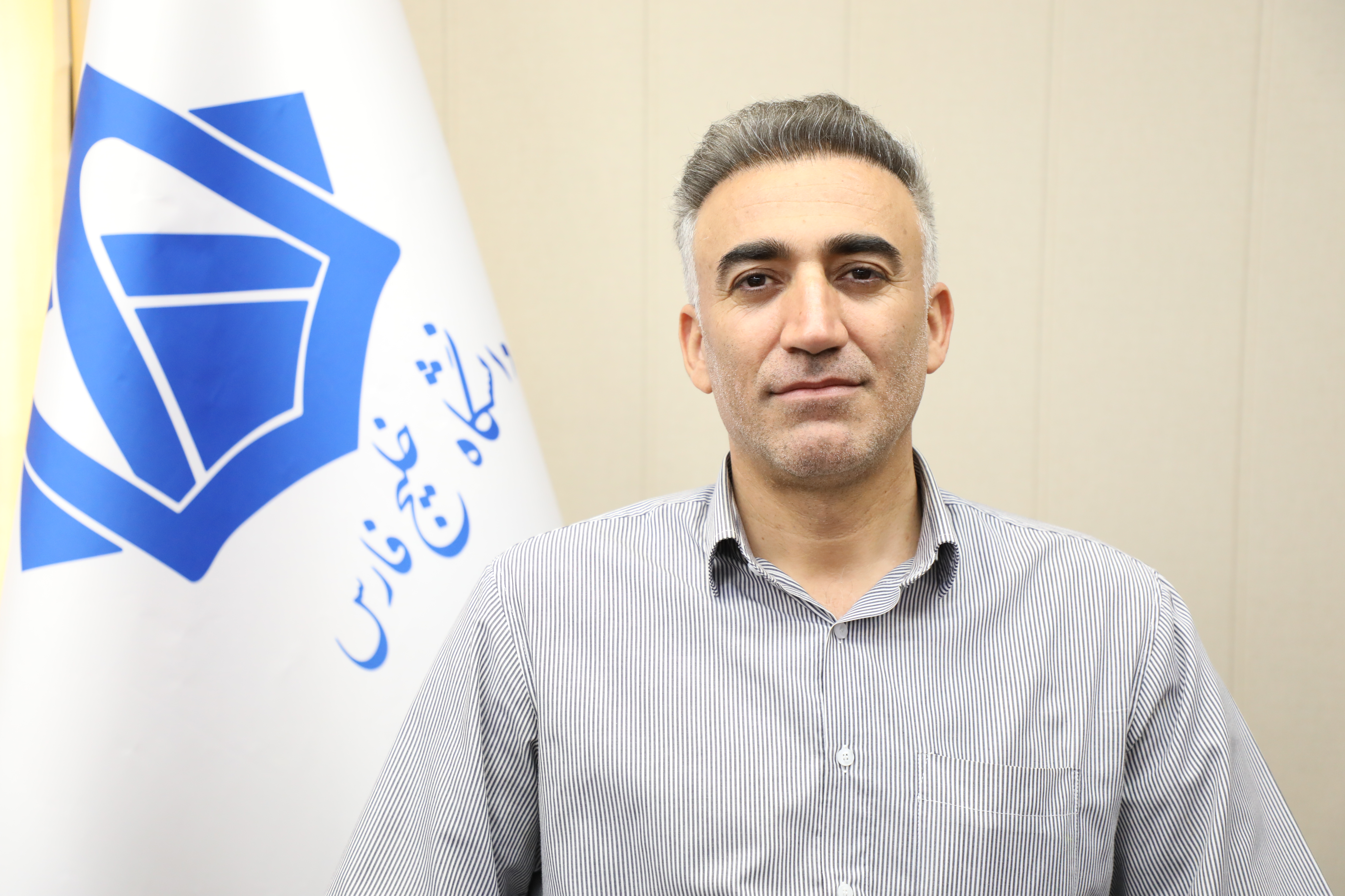 بیژن انجمن