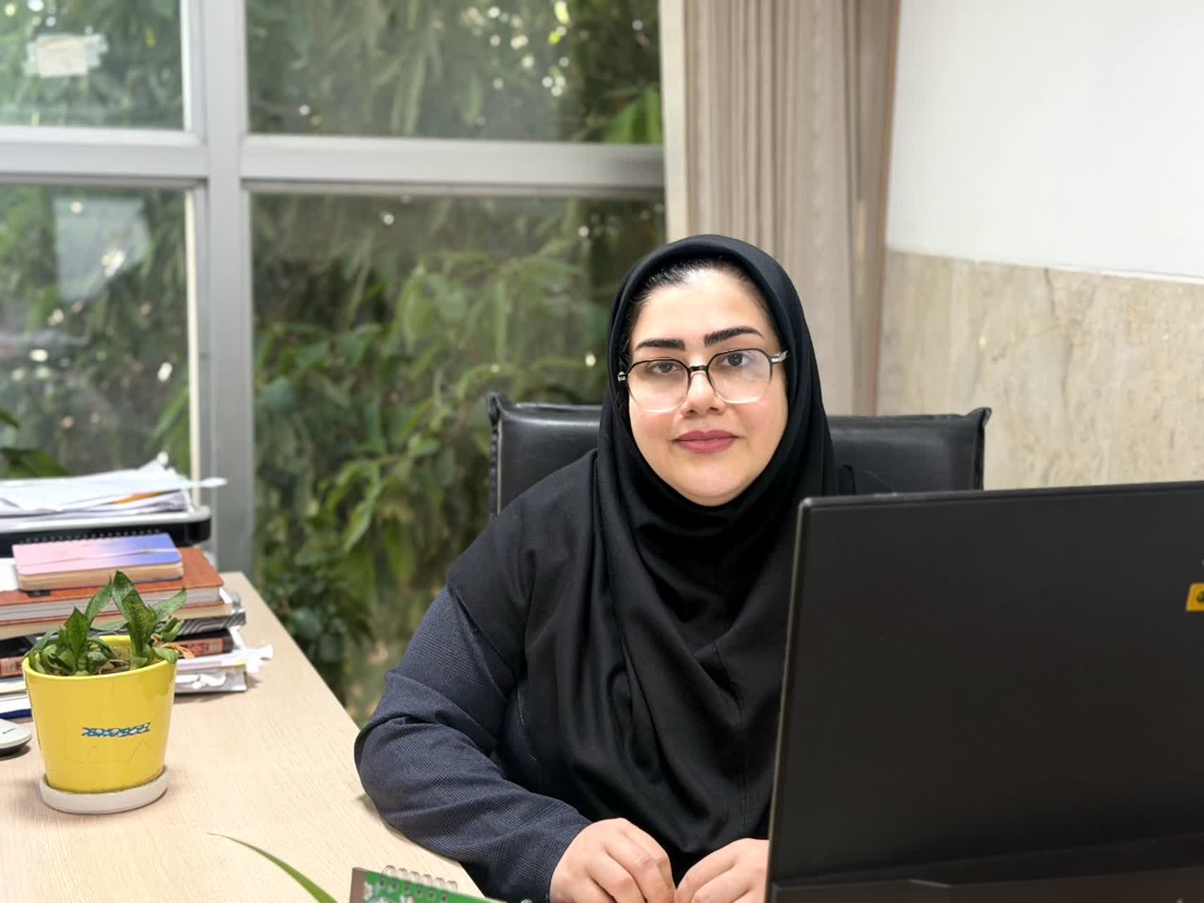 الهه منصوری فرد