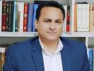 استاد ادبیات دانشگاه خلیج فارس: استفاده خودنمایانه معادل انگلیسی واژهها بیشترین آسیب را به زبان فارسی میزند