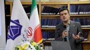 به گزارش روابط عمومی دانشگاه خلیج فارس، دکتر حسین افشین، معاون علمی و فناوری ریاست جمهوری، با حضور در دانشگاه خلیج فارس، ضمن آشنایی با توانمندیهای پژوهشی این دانشگاه، بر اهمیت ارتباط دوسویه و ارسال طرحها برای دریافت حمایتهای تخصصی تأکید کرد. دکتر افشین تصریح کرد: اعضای هیات علمی می توانند طرح های فناوری خود را از طریق ستاد علم و فناوری و و طرح های پژوهشی را از طریق بنیاد علم ایران پیگیری نمایند. دکتر شیرزادی، رئیس دانشگاه خلیج فارس، ضمن خیر مقدم به معاون رئیس جمهور، هیات همراه و استاندار بوشهر، توانمندی